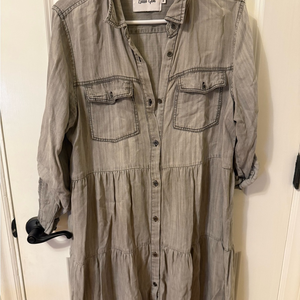 Grey Button-Front Mini Dress - Picture 2 of 10